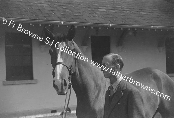 KILLEEN CASTLE   LORD FINGAL WITH HORSE